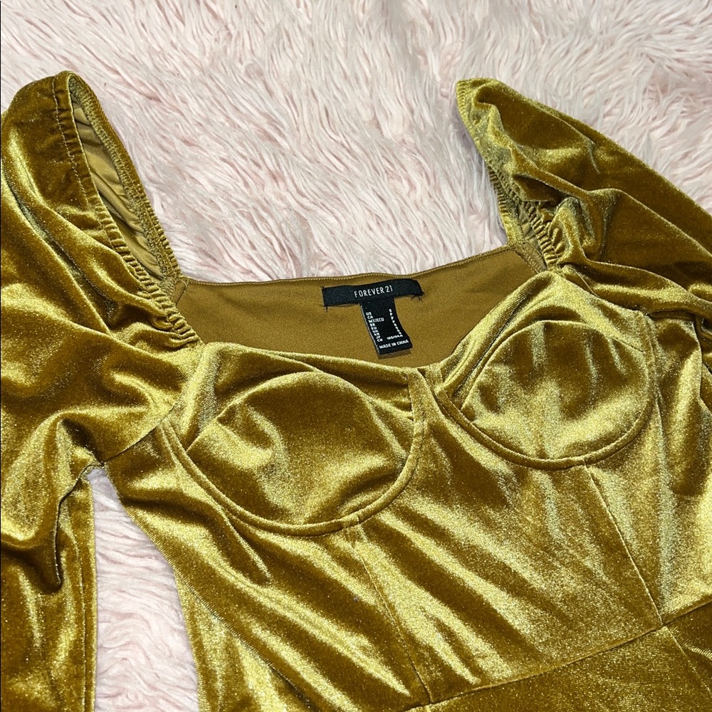 Velvet Puff Sleeve Mini Dress – Size Small - Picture 4 of 7